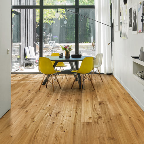 Engineered oak straight lay planks